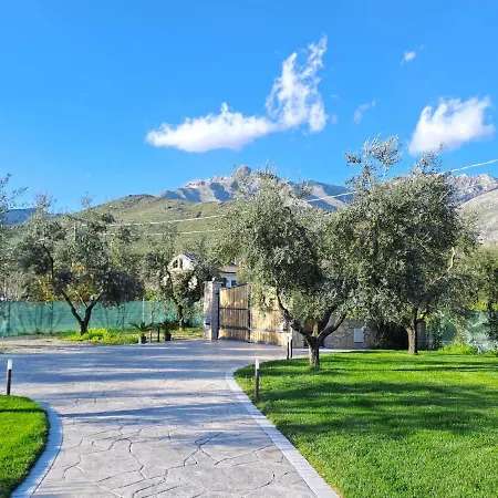 La Campagna Di Peppe E Tullia B&B 4*