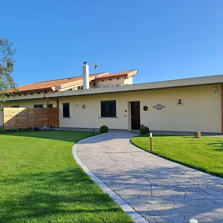 La Campagna Di Peppe E Tullia 住宿加早餐酒店