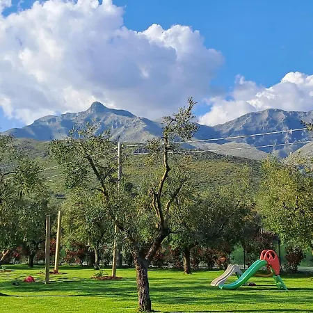 فندق مبيت وإفطار La Campagna Di Peppe E Tullia *