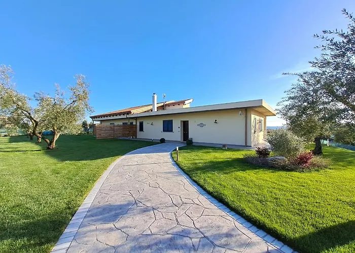La Campagna Di Peppe E Tullia 4* Formia