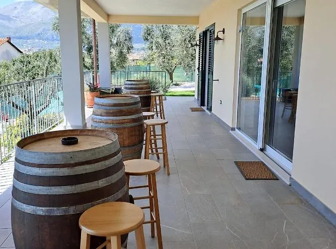 La Campagna Di Peppe E Tullia Bed & Breakfast 4*